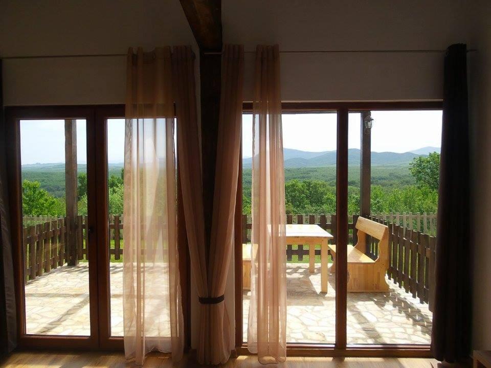 Complex Magura Hotel Rabisha Room photo