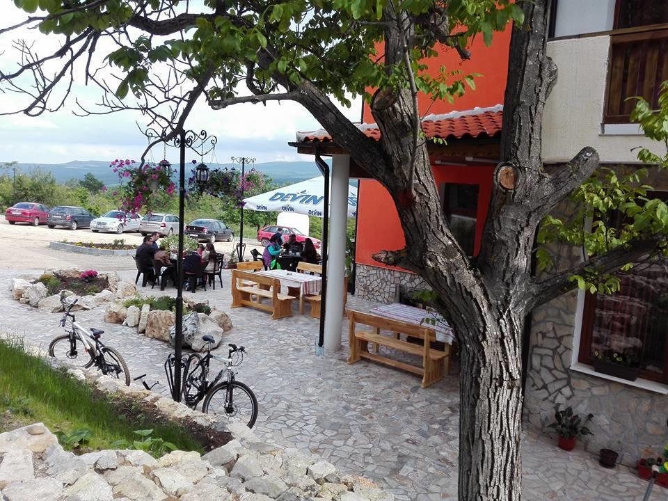 Complex Magura Hotel Rabisha Exterior photo